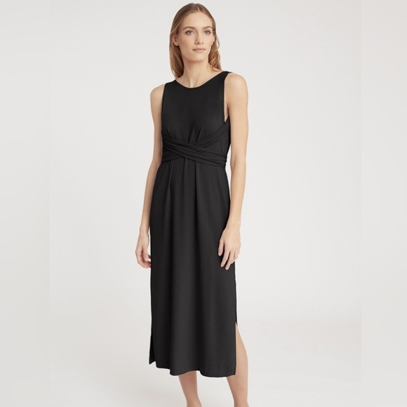 Cuyana Dresses & Skirts - Cuyana Wrap Maxi Dress Black Women's Medium